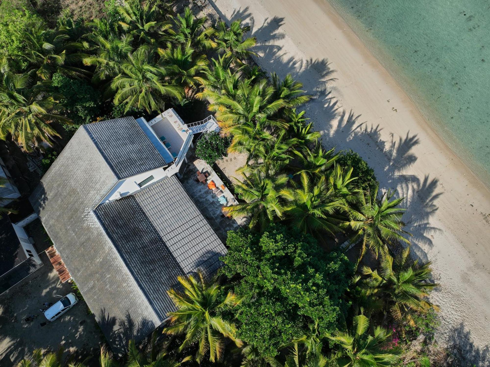 Myamo Beach Lodge Jereweh Екстер'єр фото