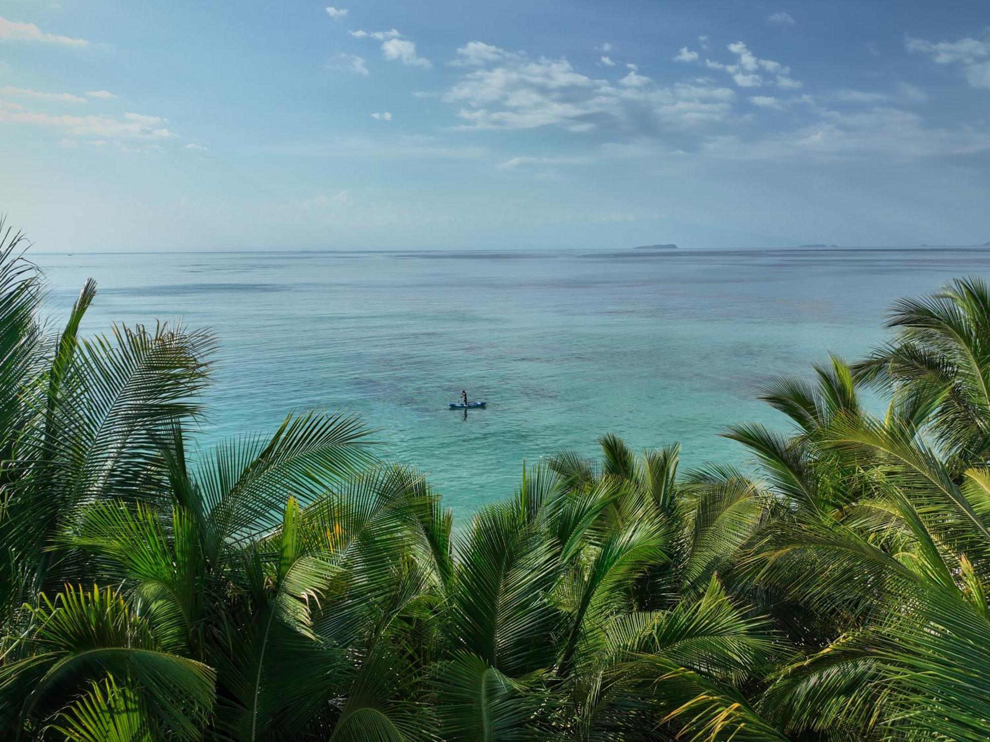 Myamo Beach Lodge Jereweh Екстер'єр фото